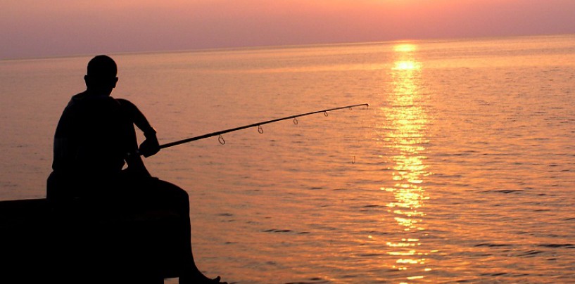 Historia de pescadores ¡Un popper, una lubina y a la tercera va la vencida!