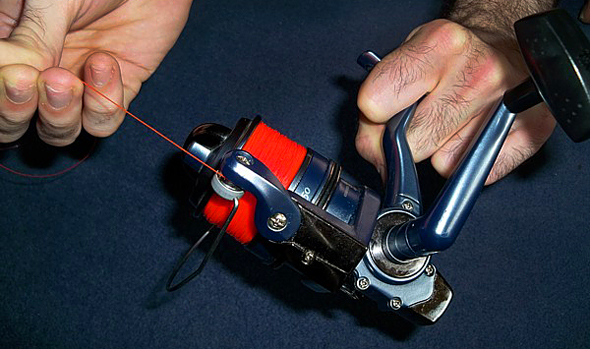 Potencia de frenado del carrete de pesca Potencia de frenado del carrete de pesca