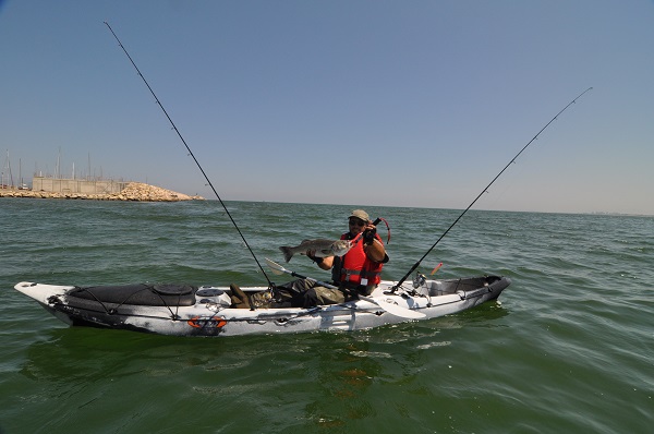 Comodidad y seguridad en nuestras jornadas de pesca en kayak