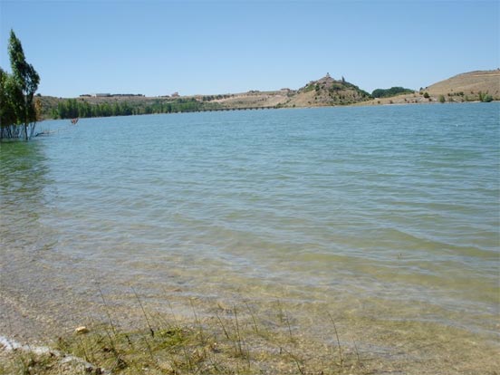 La pesca en el embalse de Linares del Arroyo