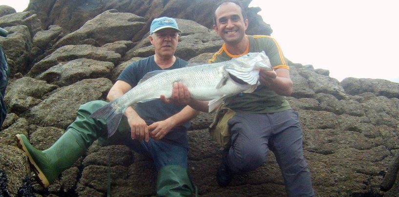 ¿Pescar en compañía o en solitario?: Cuestión de matices